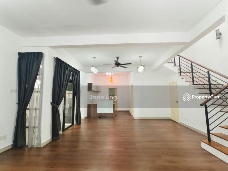 Adda Heights untuk Untuk Dijual - RM 1,200,000, Mac 2026 - Living Room - PropertyGuru.com.my