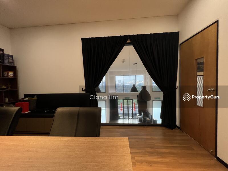 Shop / Office for Rent in Bandar Sri Damansara (Selangor) - Ciana Lim - Living Room - PropertyGuru.com.my