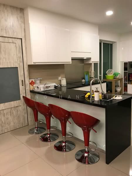 Kediaman Servis untuk Dijual di The Shore @ Malacca River - Ping Han Lai - Kitchen - PropertyGuru.com.my