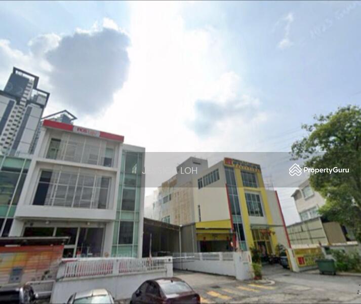 3 Storey Bungalow Corner