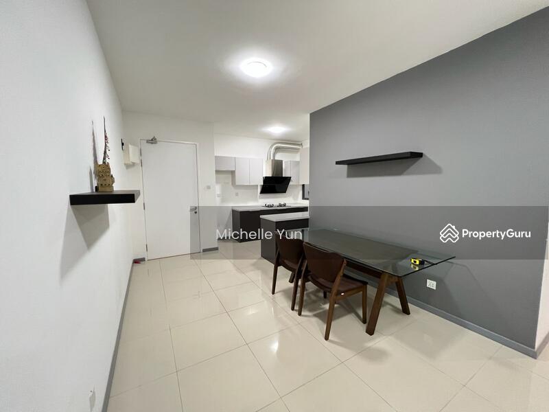 Servis Apartment untuk Dijual di United Point (Residensi Berpadu) - Michelle Yun - Dining Room - PropertyGuru.com.my