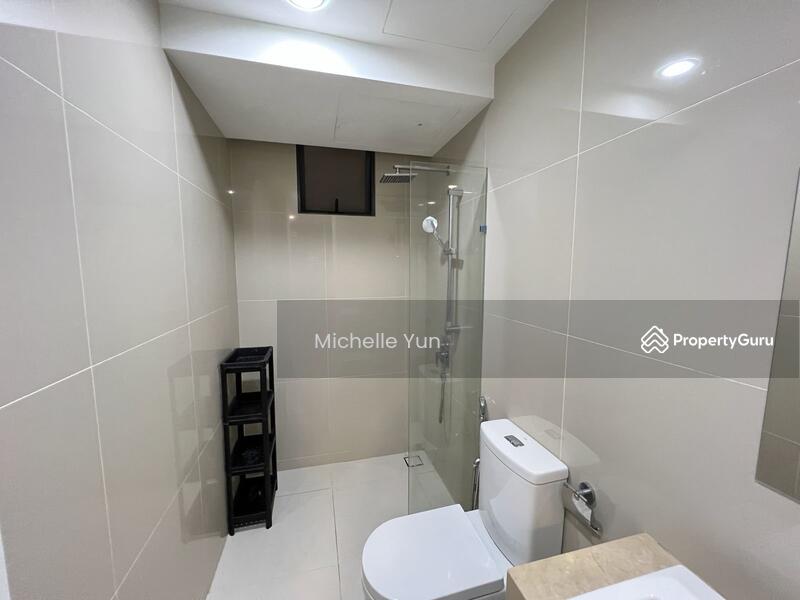 Servis Apartment untuk Dijual di United Point (Residensi Berpadu) - Michelle Yun - Bathroom - PropertyGuru.com.my