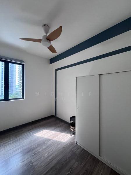 Kediaman Servis untuk Dijual di United Point (Residensi Berpadu) - Michelle Yun - Bedroom - PropertyGuru.com.my