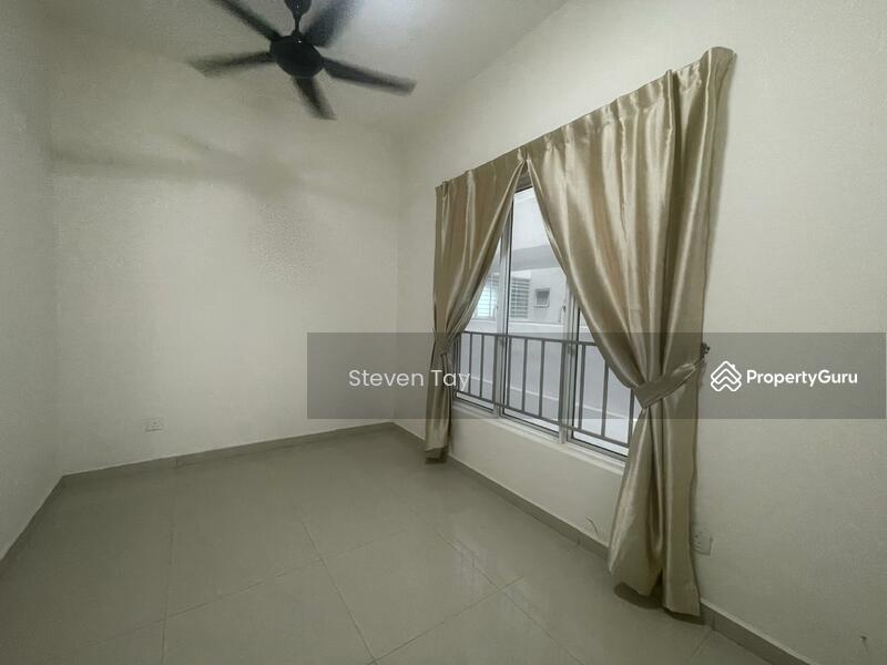 Kondominium untuk Dijual di Sri Putramas - Steven Tay - Bedroom - PropertyGuru.com.my