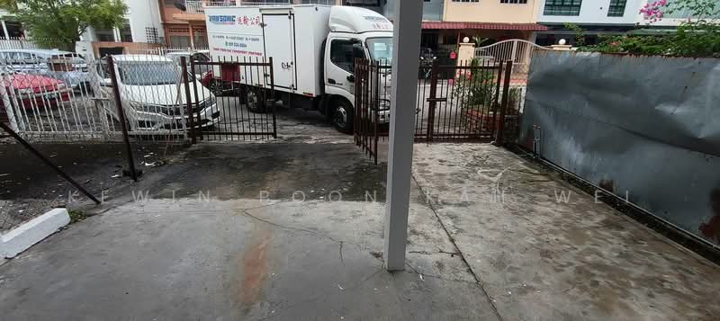 Rumah Teres 2 Tingkat untuk Dijual di Jalan Ipoh (Kuala Lumpur) - Kewin Poon Kah Wei - Exterior - PropertyGuru.com.my