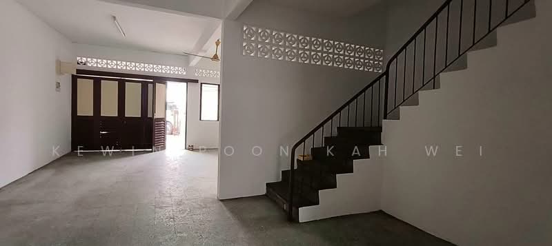 Rumah Teres 2 Tingkat untuk Dijual di Jalan Ipoh (Kuala Lumpur) - Kewin Poon Kah Wei - Entrance - PropertyGuru.com.my