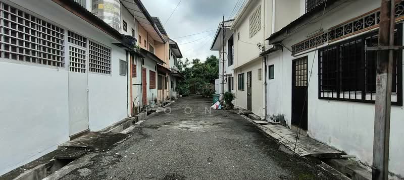 Rumah Teres 2 Tingkat untuk Dijual di Jalan Ipoh (Kuala Lumpur) - Kewin Poon Kah Wei - Exterior - PropertyGuru.com.my