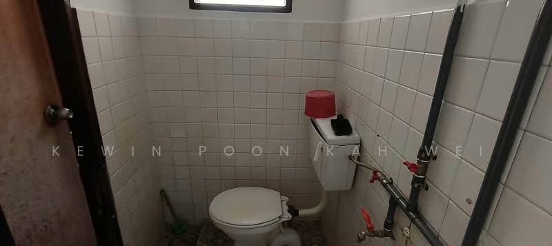 Rumah Teres 2 Tingkat untuk Dijual di Jalan Ipoh (Kuala Lumpur) - Kewin Poon Kah Wei - Bathroom - PropertyGuru.com.my