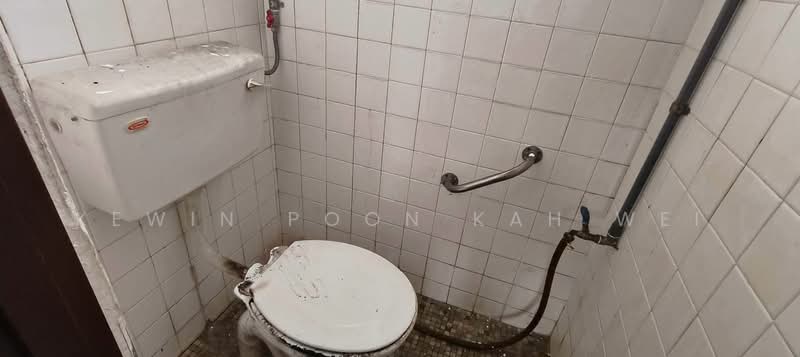 Rumah Teres 2 Tingkat untuk Dijual di Jalan Ipoh (Kuala Lumpur) - Kewin Poon Kah Wei - Bathroom - PropertyGuru.com.my