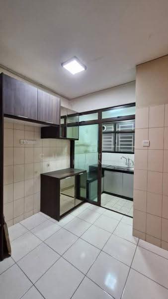 Condominium for Sale at Indah Alam (Subang Andaman) - Christie Chan - Kitchen - PropertyGuru.com.my