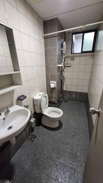 Condominium for Sale at Indah Alam (Subang Andaman) - Christie Chan - Bathroom - PropertyGuru.com.my
