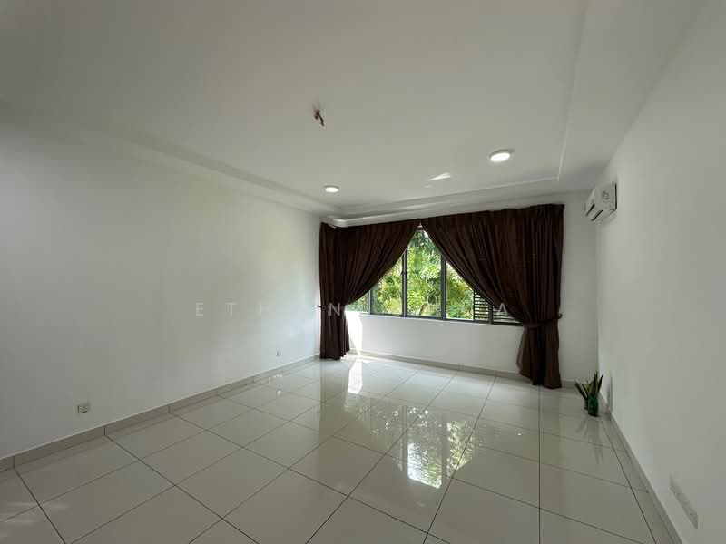 Semi-Detached House for Sale in Ambang Botanic (Klang) - Ethan Chua - Living Room - PropertyGuru.com.my