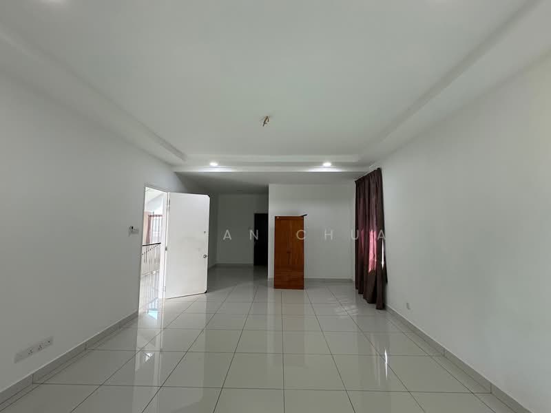 Semi-Detached House for Sale in Ambang Botanic (Klang) - Ethan Chua - Living Room - PropertyGuru.com.my