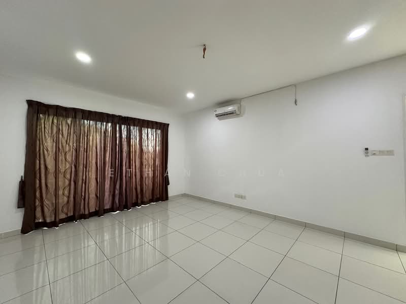 Semi-Detached House for Sale in Ambang Botanic (Klang) - Ethan Chua - Living Room - PropertyGuru.com.my