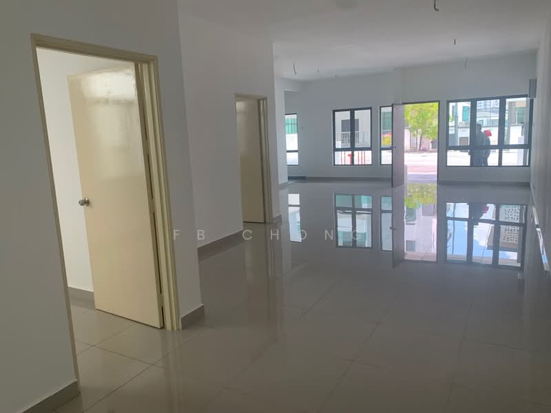 2-storey Terraced House for Sale in Prima Saujana (Kajang) - FB Chong - Living Room - PropertyGuru.com.my