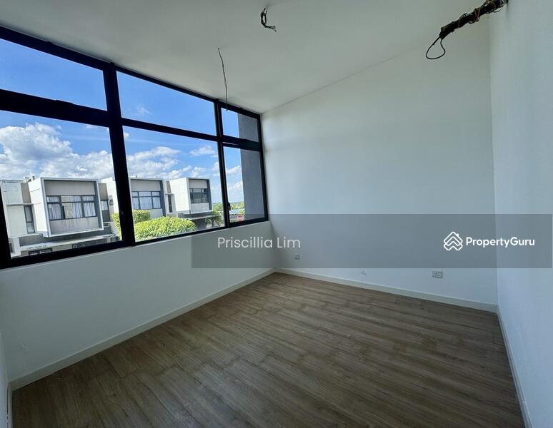 Rumah Teres untuk Dijual di Iskandar Puteri (Nusajaya) (Johor) - Priscillia Lim - Bedroom - PropertyGuru.com.my
