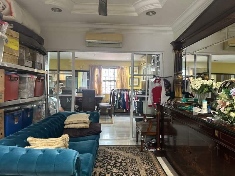 Rumah Berkembar untuk Dijual di Alam Damai (Cheras) - Mei SM Lee - Damai Kasih Alam Damai Living Room - PropertyGuru.com.my
