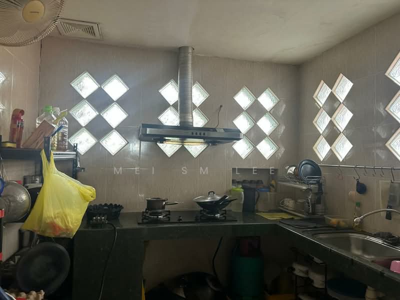 Rumah Berkembar untuk Dijual di Alam Damai (Cheras) - Mei SM Lee - Damai Kasih Alam Damai Kitchen - PropertyGuru.com.my