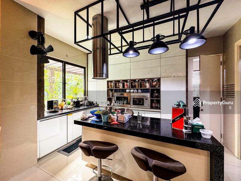 Untuk Dijual - Beethoven, Symphony Hills