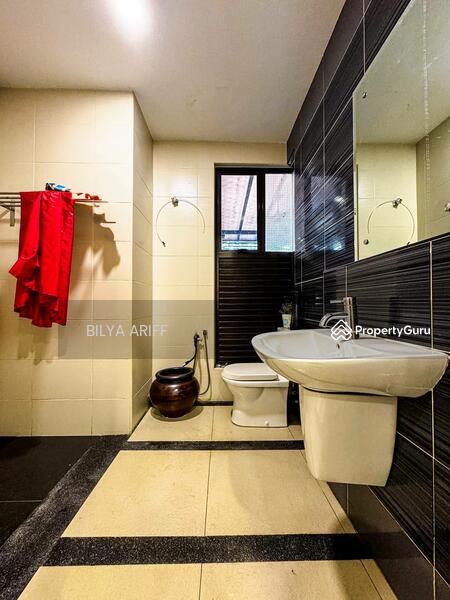 Untuk Dijual - Beethoven, Symphony Hills
