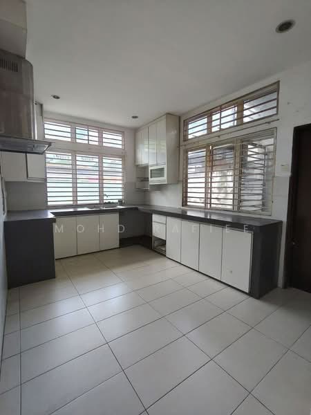 2-storey Terraced House for Sale in Bandar Baru Bangi (Selangor) - Mohd Rafiee - Kitchen - PropertyGuru.com.my