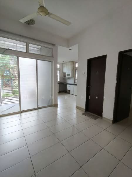2-storey Terraced House for Sale in Bandar Baru Bangi (Selangor) - Mohd Rafiee - Living Room - PropertyGuru.com.my
