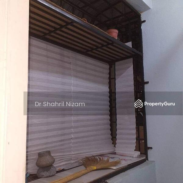 Untuk Dijual - Gugusan Semarak