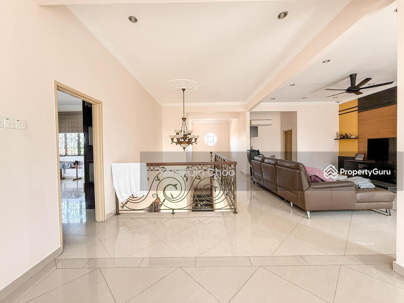 Bungalow for Sale in Kota Kemuning (Shah Alam) - Yong Qin Choo - Living Room - PropertyGuru.com.my