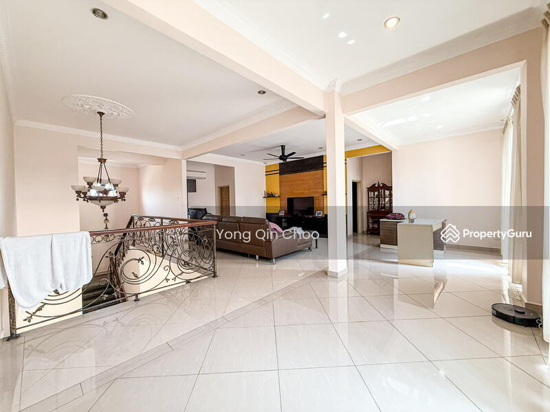 Bungalow for Sale in Kota Kemuning (Shah Alam) - Yong Qin Choo - Living Room - PropertyGuru.com.my