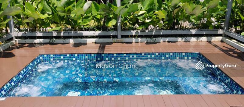 Wading pool