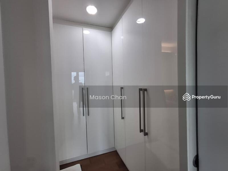 Built-in wardrobe