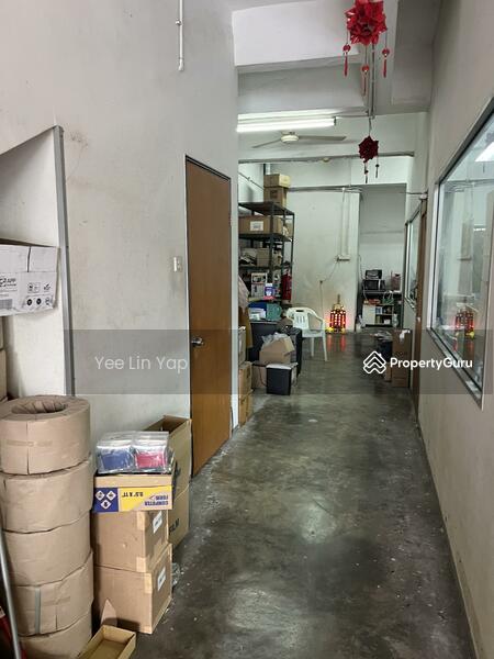 Shop / Office for Sale in Taman Cheras Indah (Cheras) - Yee Lin Yap - Corridor - PropertyGuru.com.my
