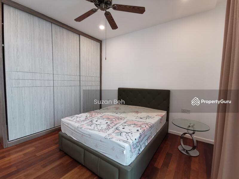 For Sale - Water Villa House at The Light City Gelugor