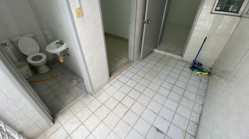 Rumah Teres 2-Tingkat untuk Dijual di Seri Utama Damansara (Kota Damansara) - Sean Yong - Bathroom - PropertyGuru.com.my