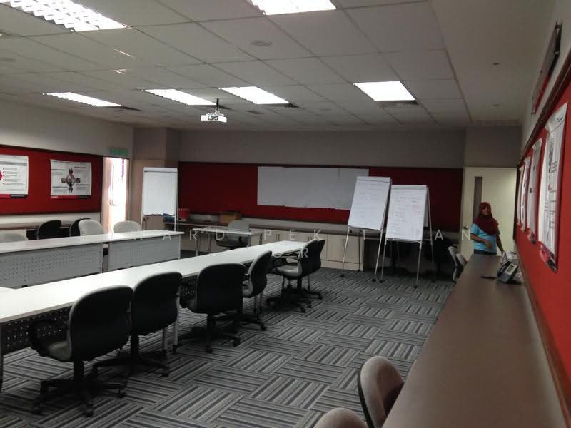 Kilang Berkembar untuk Dijual di Bandar Sunway (Sunway) - Edward Pek Thian Kor - Study - PropertyGuru.com.my