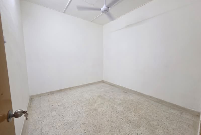 1-storey Terraced House for Sale in Taman Ehsan (Kepong) - Ron Yap - Bedroom - PropertyGuru.com.my