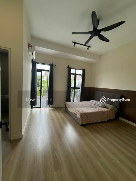 Terraced House for Rent in Dengkil (Selangor) - Low Kok Pin - Master Bedroom - PropertyGuru.com.my