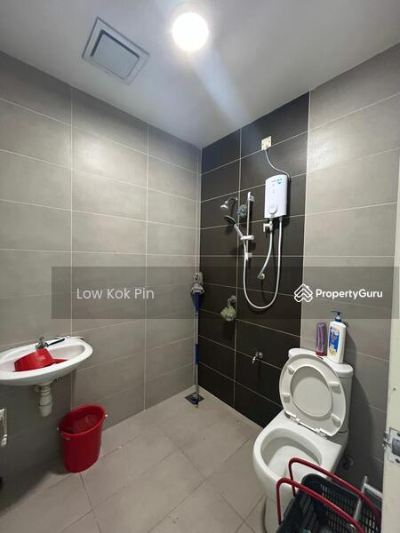Terraced House for Rent in Dengkil (Selangor) - Low Kok Pin - Bathroom - PropertyGuru.com.my