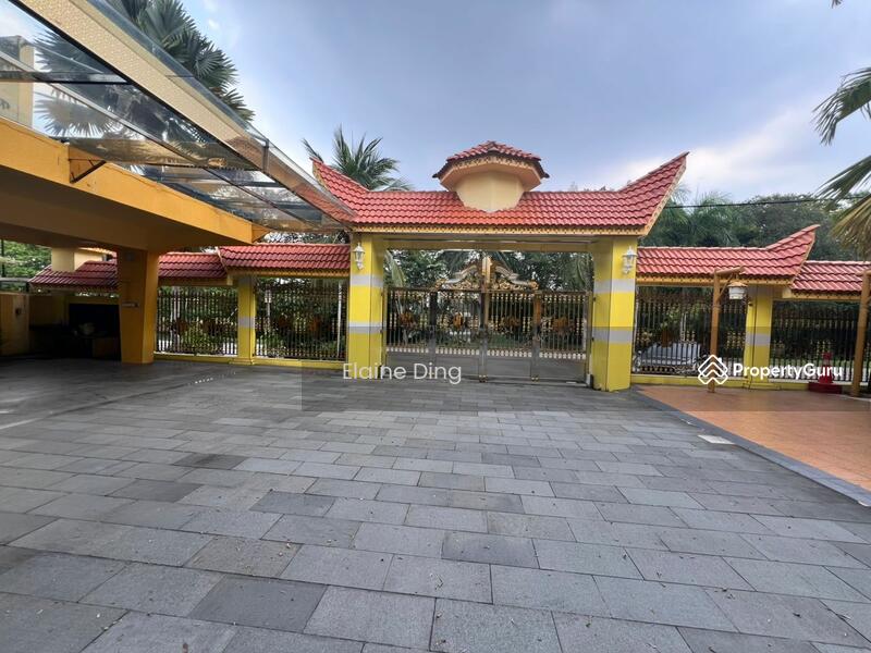 Bungalow for Sale in Country Heights (Kajang) - Elaine Ding - Entrance - PropertyGuru.com.my