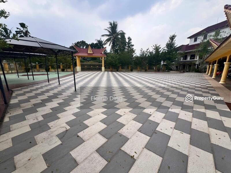 Bungalow for Sale in Country Heights (Kajang) - Elaine Ding - Garden - PropertyGuru.com.my