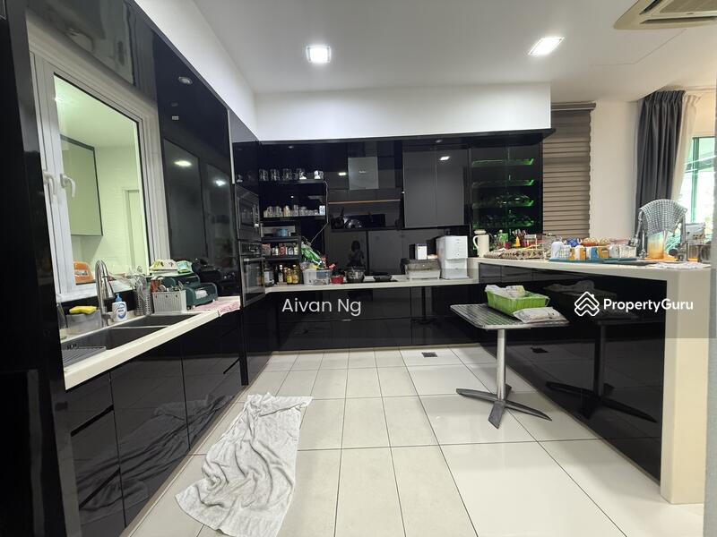 Cassia Grove untuk Untuk Dijual - RM 2,000,000, Mac 2026 - Kitchen - PropertyGuru.com.my