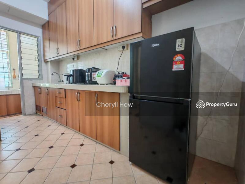 Jalan Uranus U5/122B Room for rent