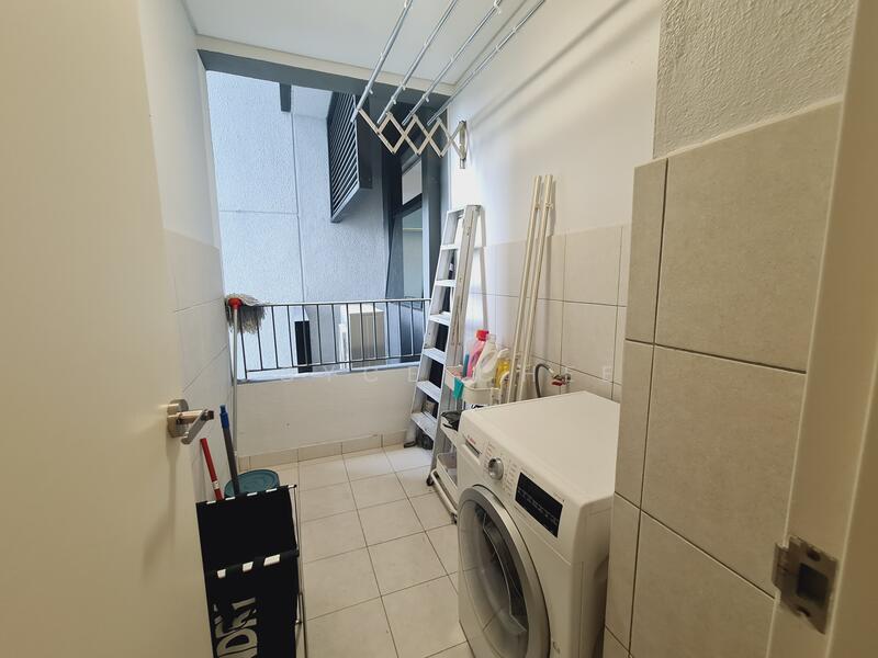 Servis Apartment untuk Disewa di Ativo Suites @ Damansara Avenue - Joyce Chee - Balcony - PropertyGuru.com.my