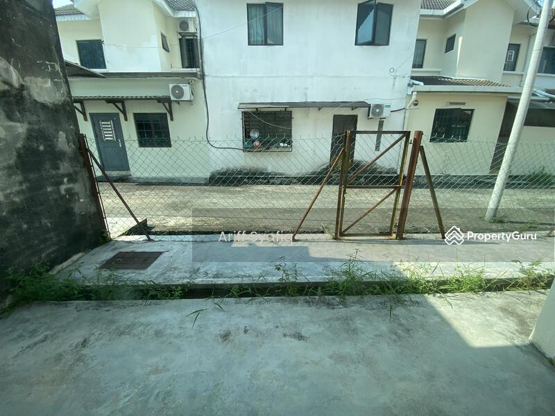 Rumah Teres 2-Tingkat untuk Dijual di Desa Kasia (Nilai) - Ariff Syafiq - Exterior - PropertyGuru.com.my