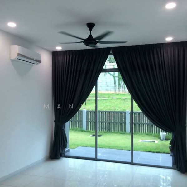 Rumah Teres 2 Tingkat untuk Disewa di Setia Eco Glades (Cyberjaya) - Mandy Lim - Living Room - PropertyGuru.com.my