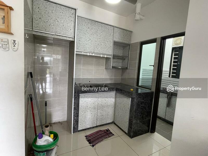 Kondominium untuk Disewa di Residensi Zamrud - Benny Lee - Kitchen - PropertyGuru.com.my