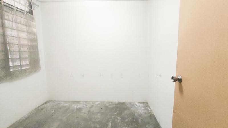 2-storey Terraced House for Sale in Taman Bidara (Seremban) - Kah Hee Lim - Bedroom - PropertyGuru.com.my