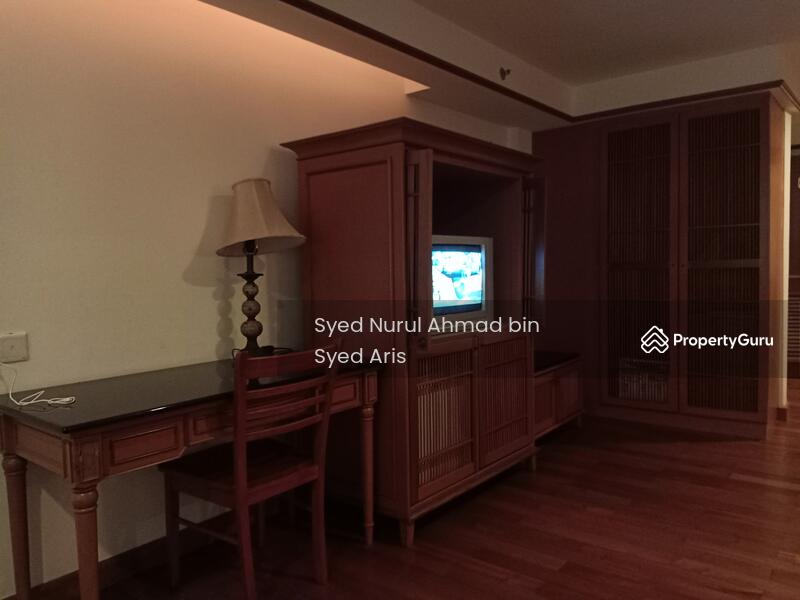 Untuk Dijual - Lexis Port Dickson