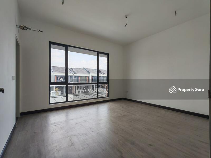 2-storey Terraced House for Sale in Shah Alam (Selangor) - Alex Tong - Living Room - PropertyGuru.com.my