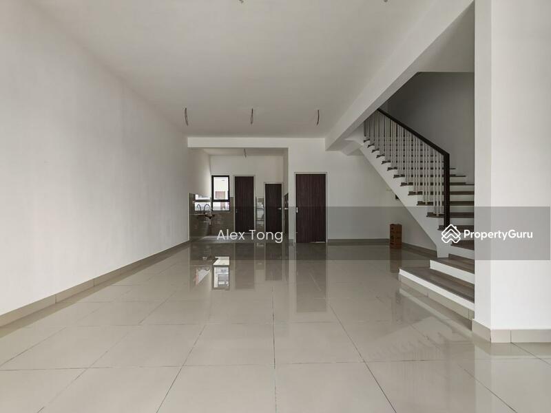 2-storey Terraced House for Sale in Shah Alam (Selangor) - Alex Tong - Living Room - PropertyGuru.com.my